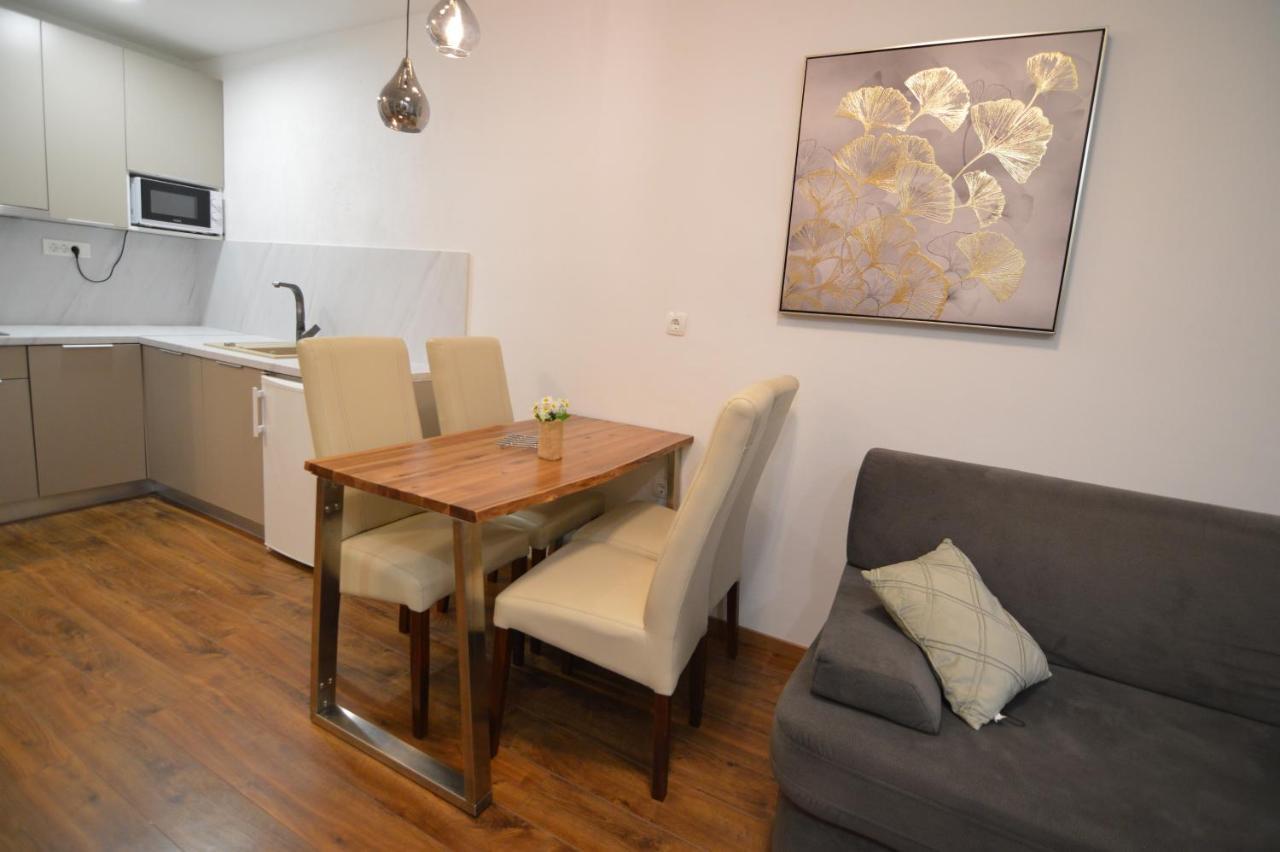 Apartments By The Sea Starigrad, Paklenica - 16421 المظهر الخارجي الصورة