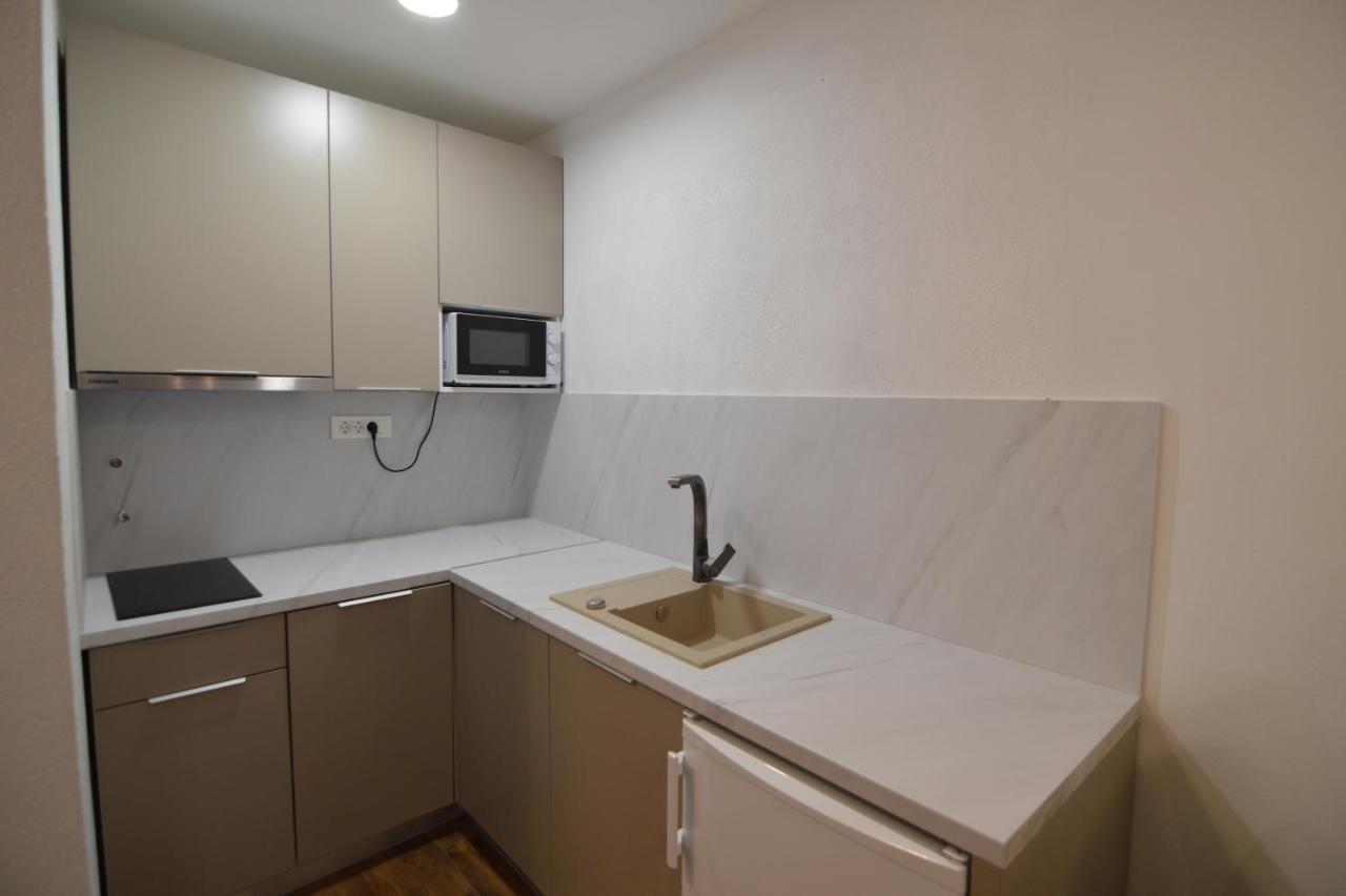 Apartments By The Sea Starigrad, Paklenica - 16421 المظهر الخارجي الصورة